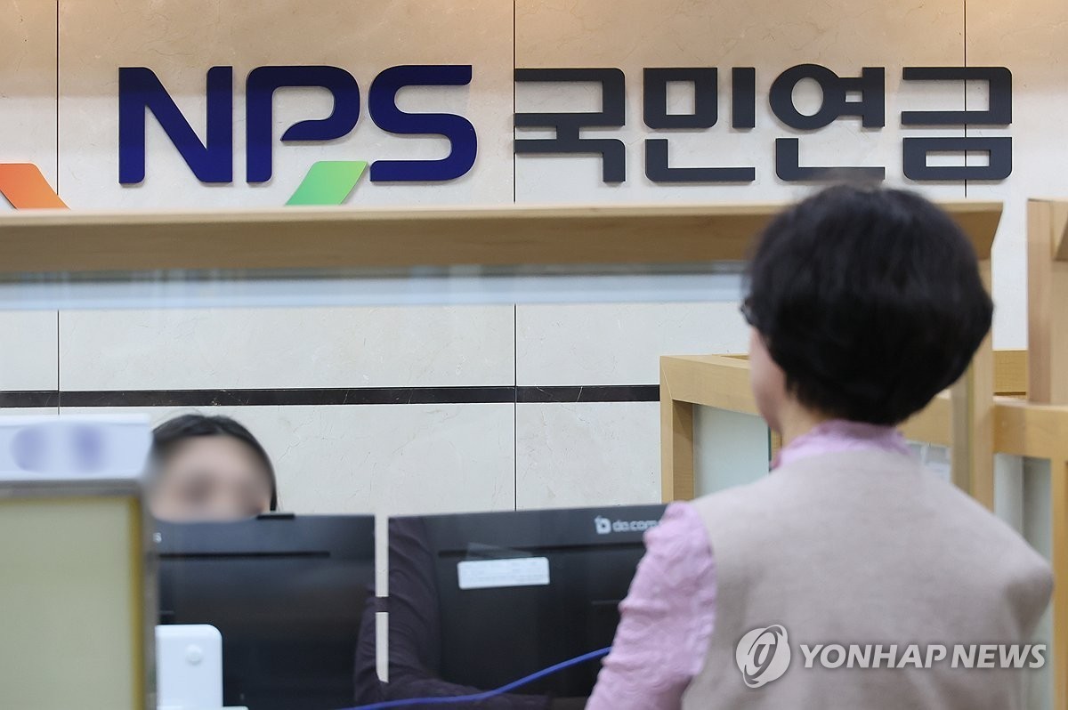 국민연금 사각지대 1천만명 육박…정부 대책은?