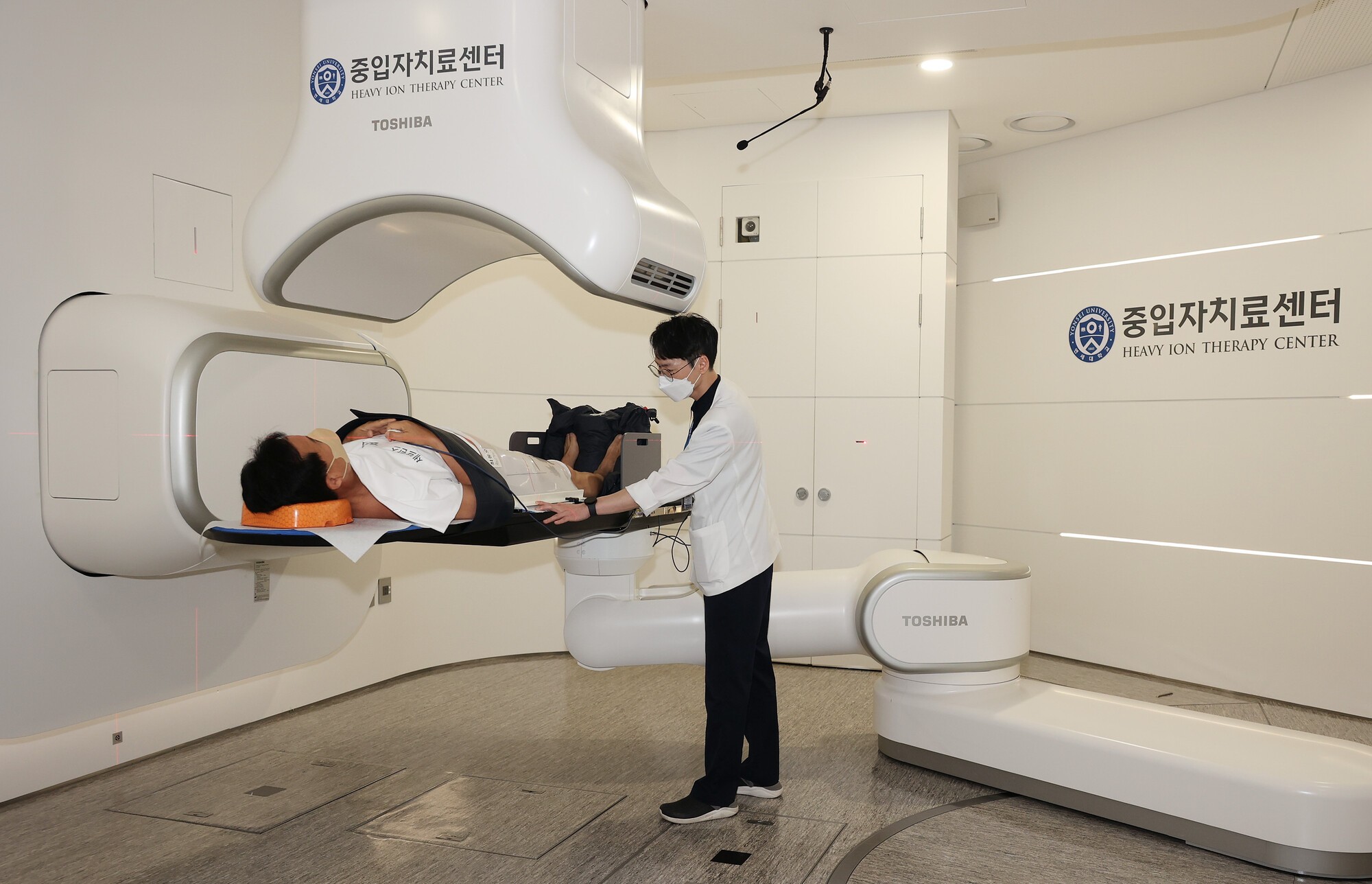보험금 미리 받자, ‘암 치료비 선지급’ 바람