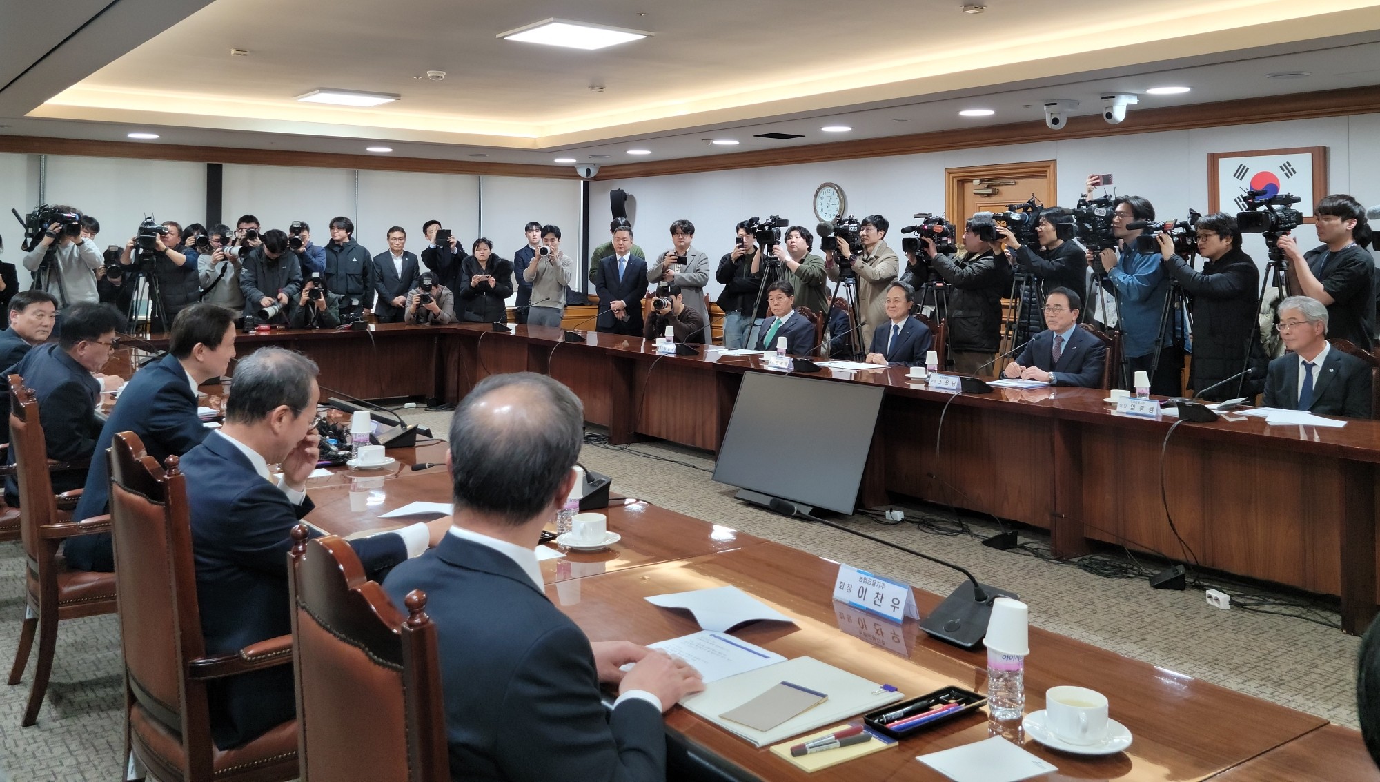 이찬진 금감원장 "금융지주는 리스크를 통합 관리하는 '본연 의무' 다해야"