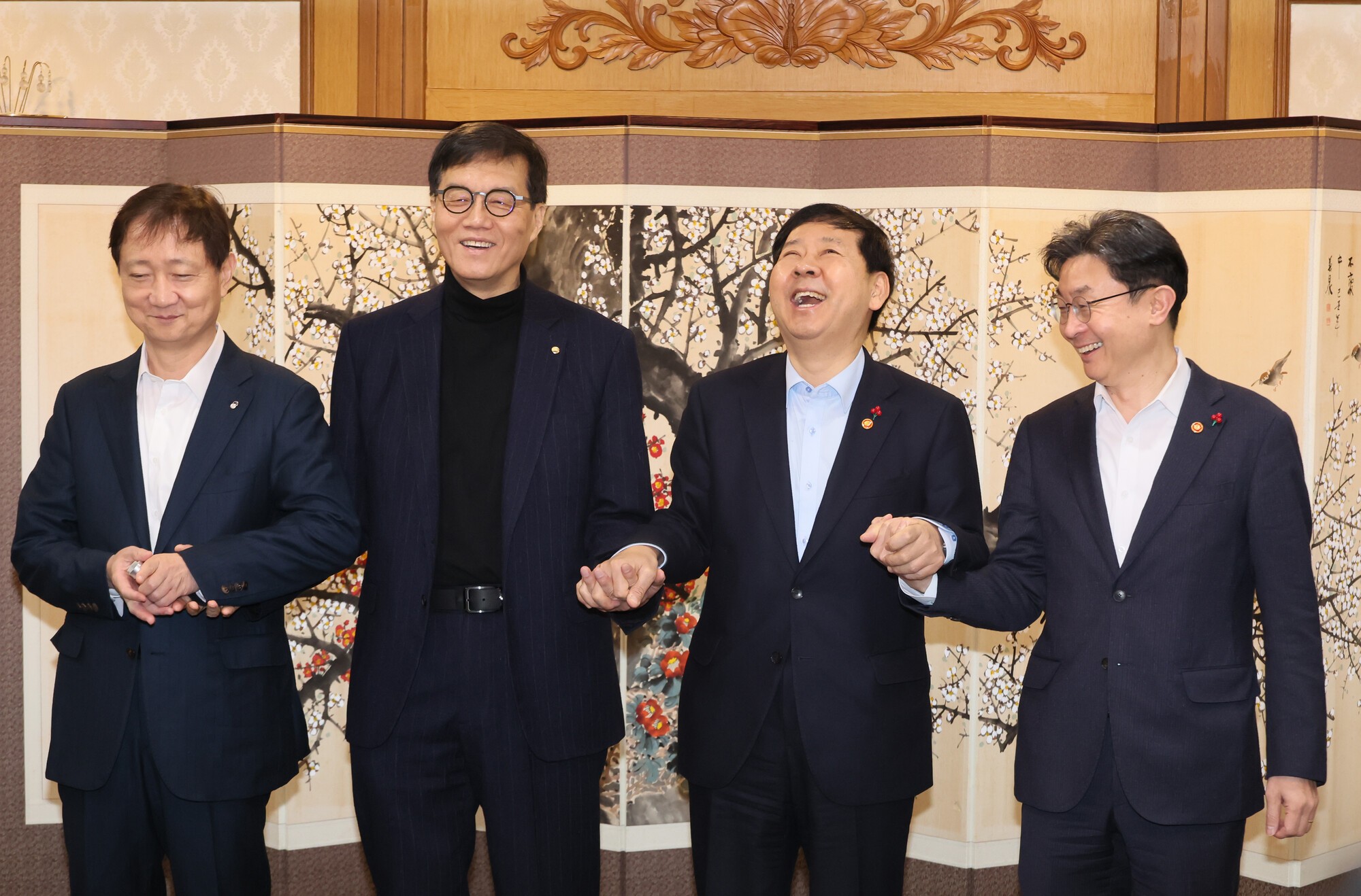 한자리에 모인 경제 수장들
